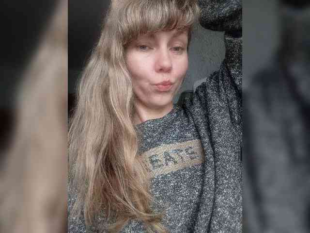 NinonDePeace webcam