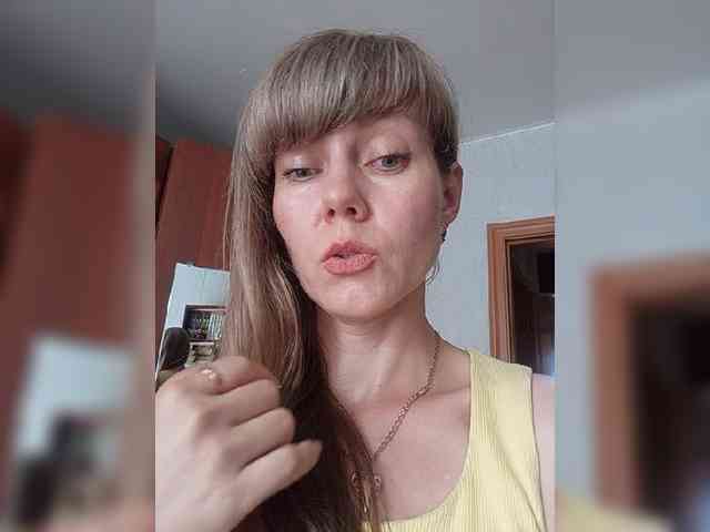 NinonDePeace Sex Cam Show