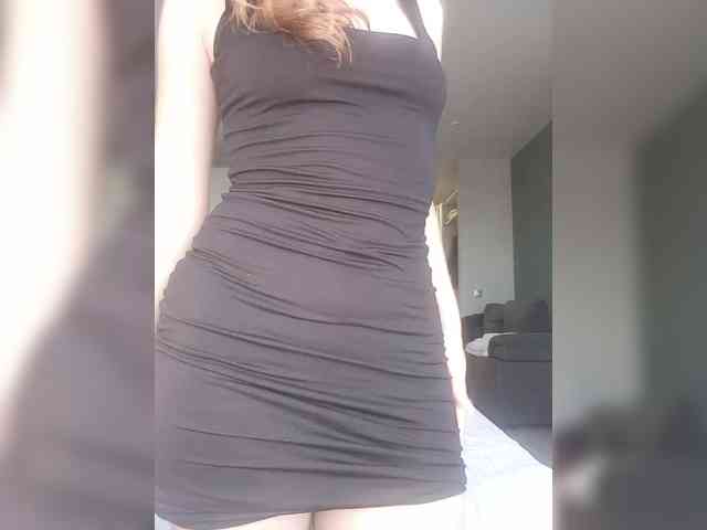 NinonDePeace webcam