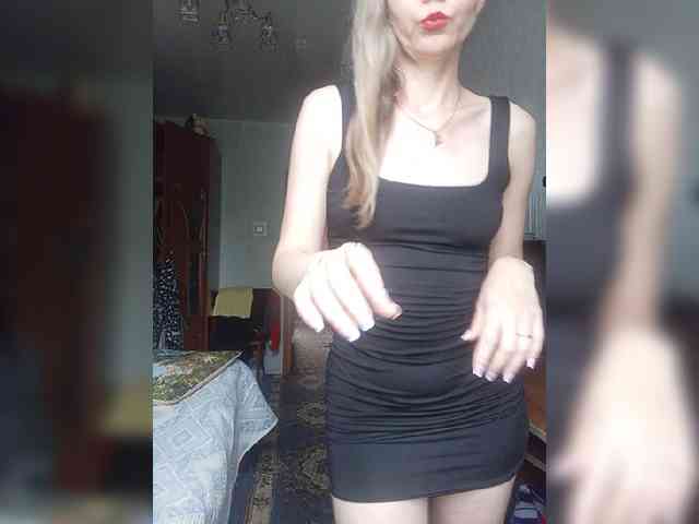 NinonDePeace webcam