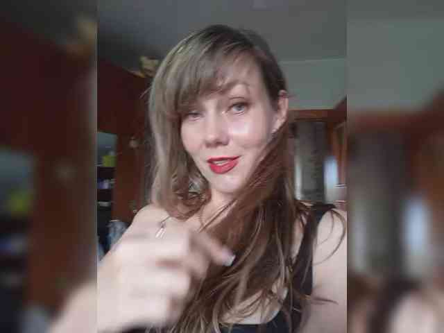 NinonDePeace webcam