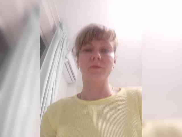 NinonDePeace webcam