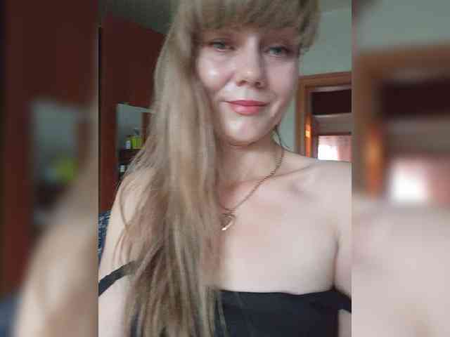 NinonDePeace webcam