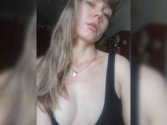 NinonDePeace Sex Cam Show