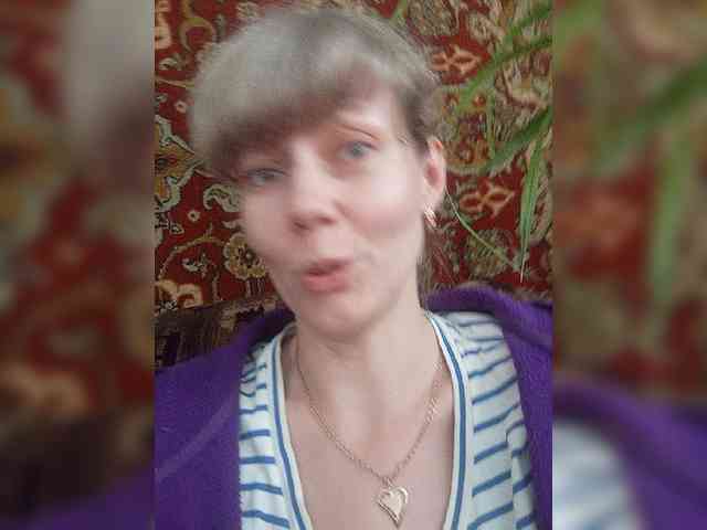 NinonDePeace Sex Cam Show
