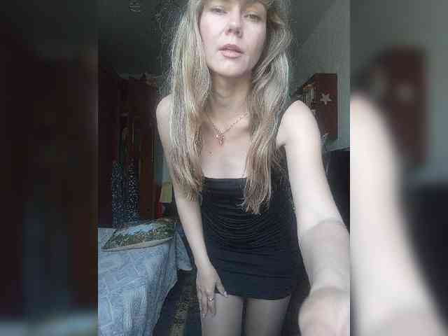 NinonDePeace Sex Cam Show