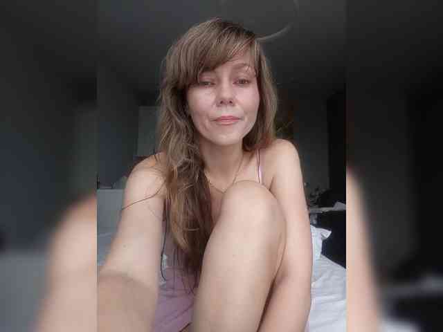 NinonDePeace webcam