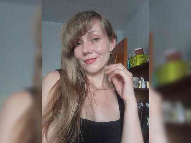 NinonDePeace webcam