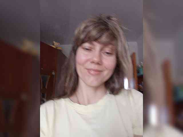 NinonDePeace webcam