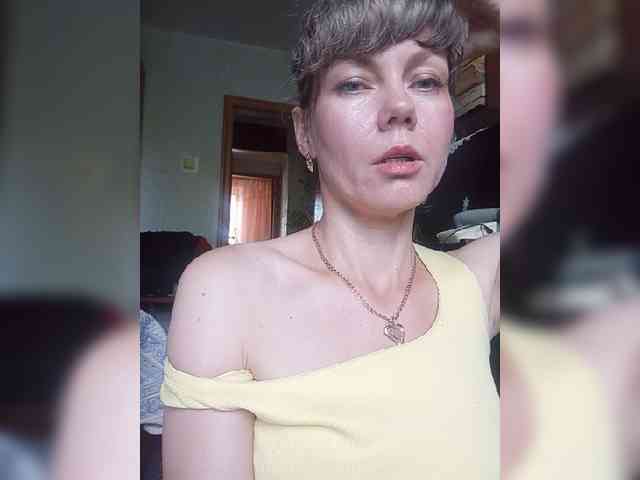 NinonDePeace Sex Cam Show