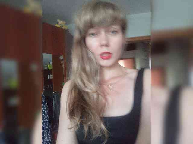 NinonDePeace Sex Cam Show