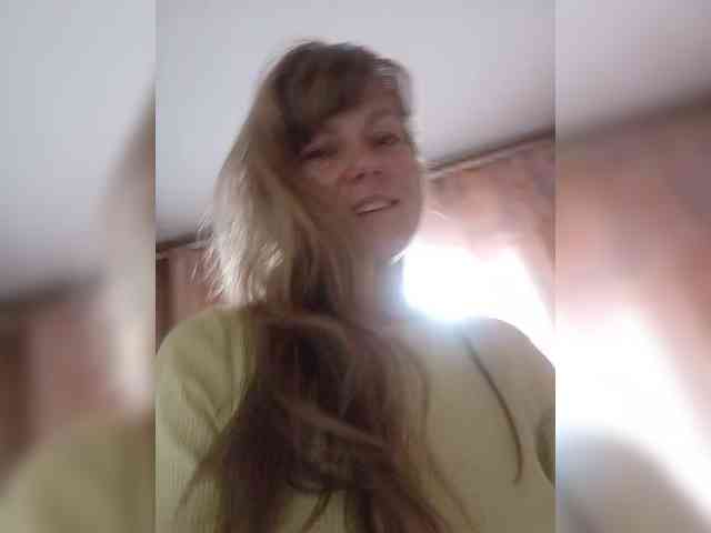 NinonDePeace webcam