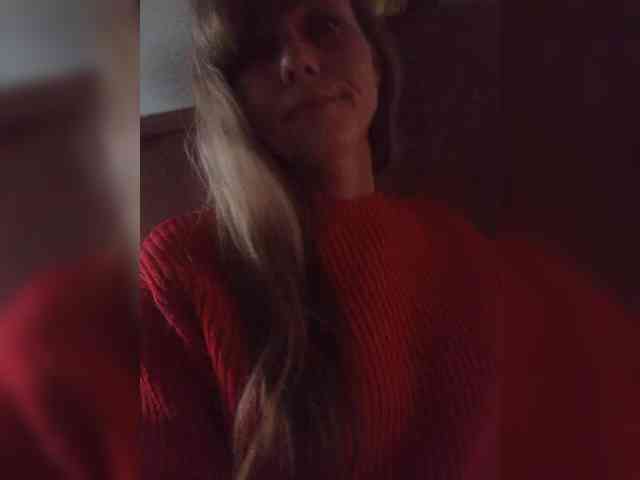 NinonDePeace webcam