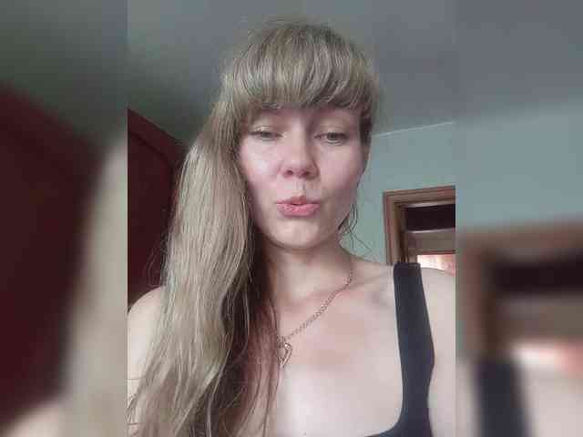 NinonDePeace Sex Cam Show