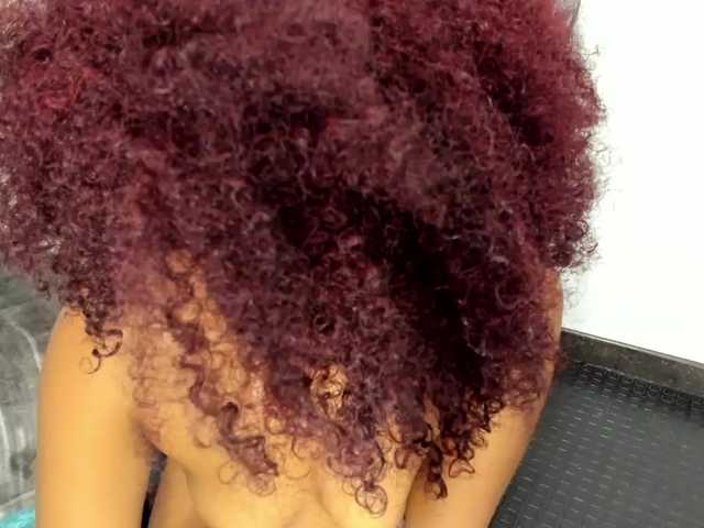 kattyy-lozano live cam on BongaCams