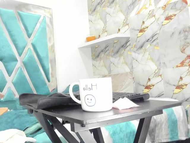 kattyy-lozano live cam preview