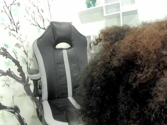 kattyy-lozano live cam on BongaCams