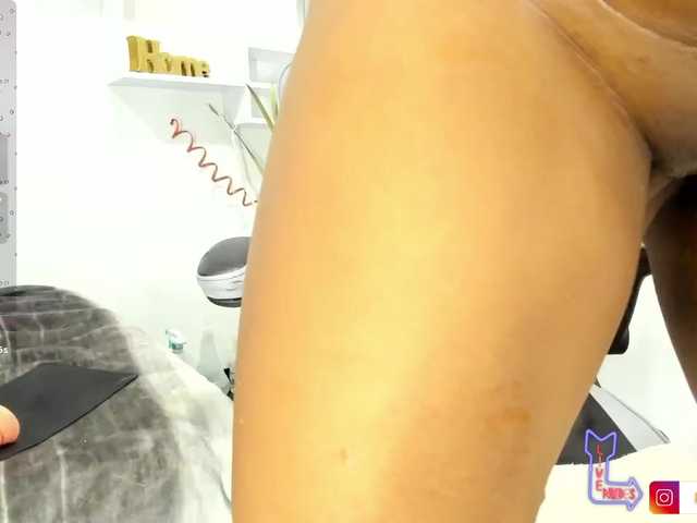 kattyy-lozano live cam on BongaCams