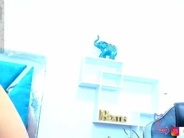 kattyy-lozano live cam on BongaCams