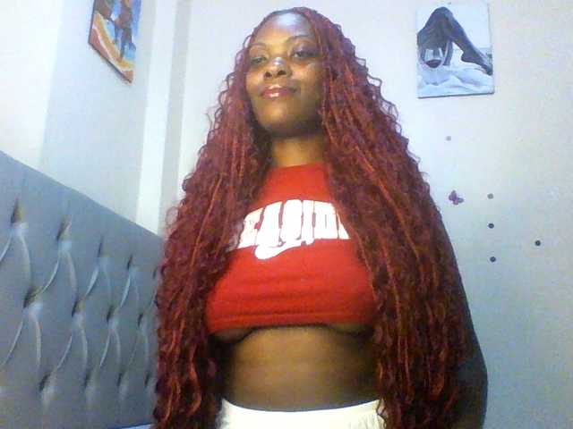 Beautifulhotass live cam on BongaCams