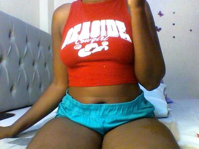 Beautifulhotass live cam preview