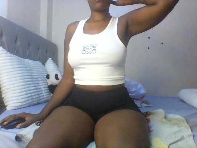 Beautifulhotass live cam on BongaCams