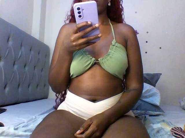 Beautifulhotass live cam on BongaCams