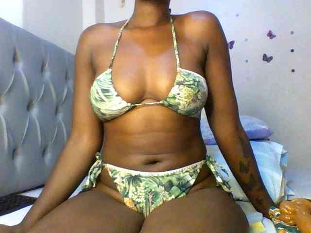 Beautifulhotass webcam