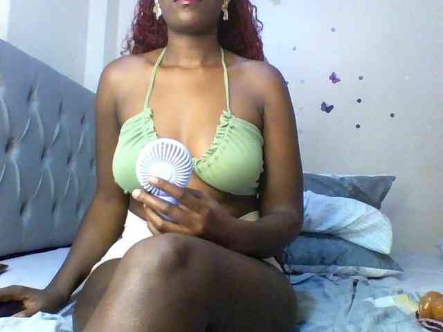 Beautifulhotass webcam