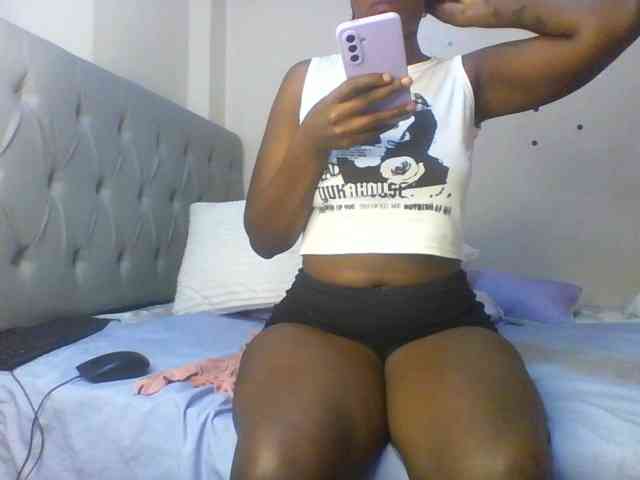 Beautifulhotass webcam
