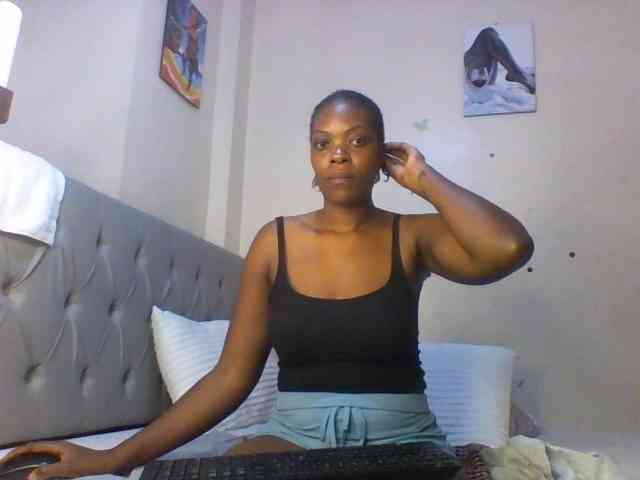 Beautifulhotass webcam
