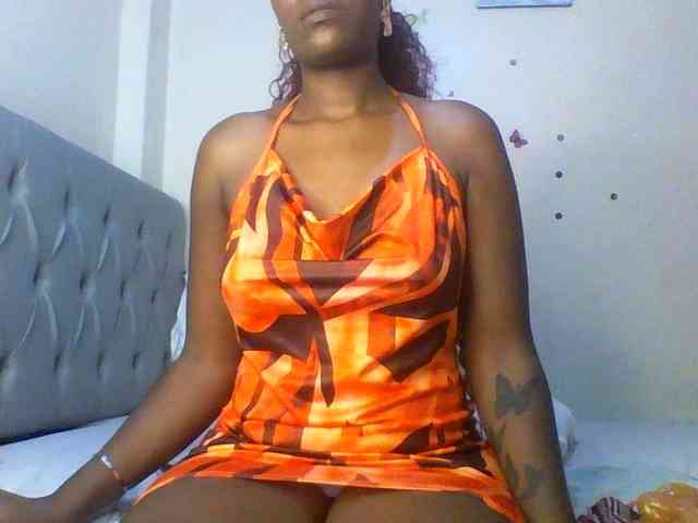 Beautifulhotass webcam