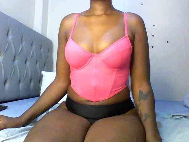 Beautifulhotass webcam