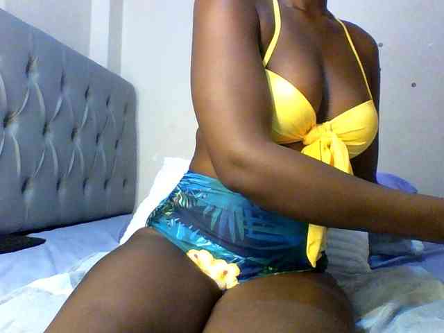 Beautifulhotass webcam