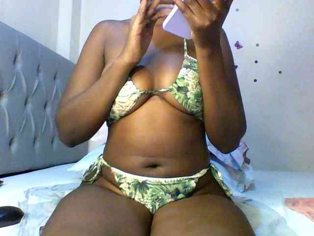 Beautifulhotass webcam
