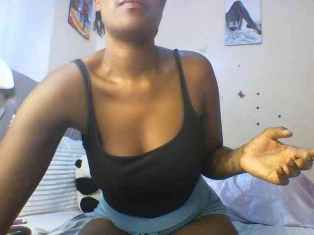 Beautifulhotass webcam