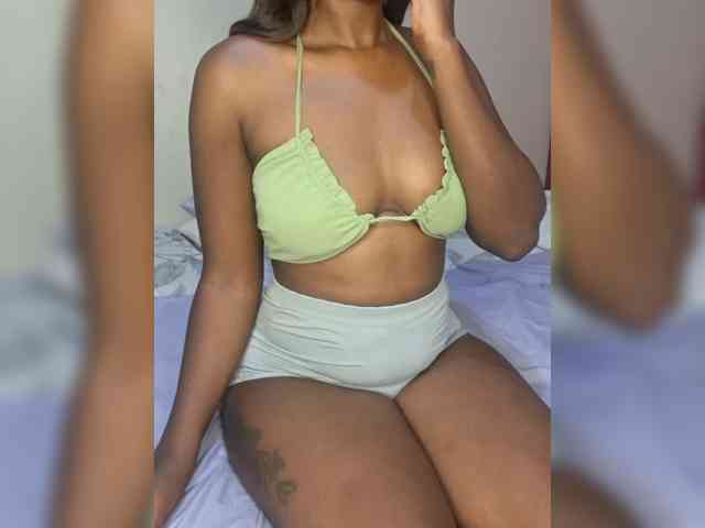 Beautifulhotass webcam