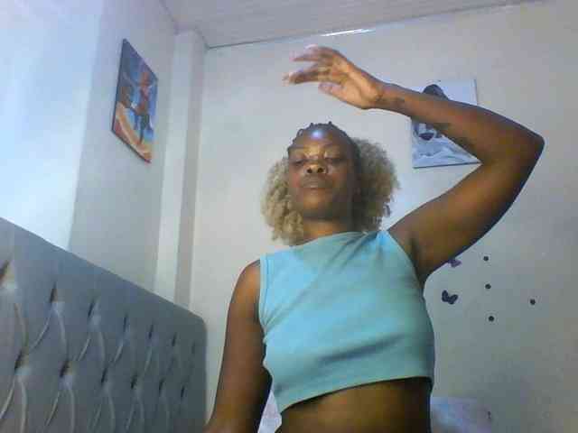 Beautifulhotass webcam
