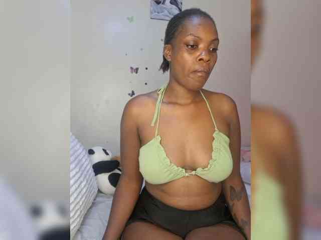 Beautifulhotass webcam
