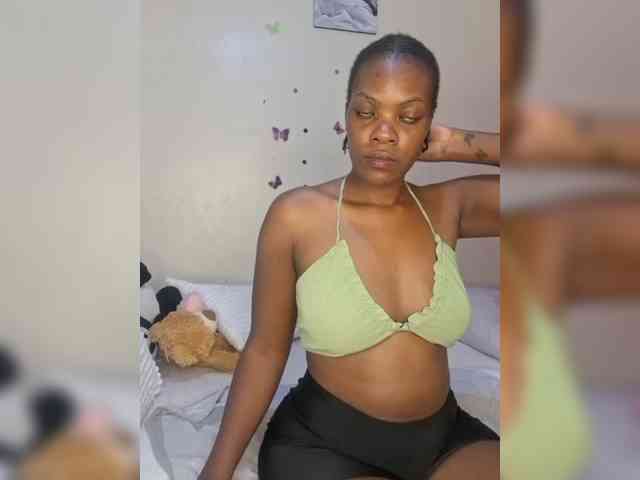 Beautifulhotass webcam
