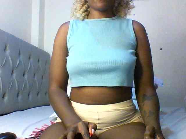 Beautifulhotass webcam