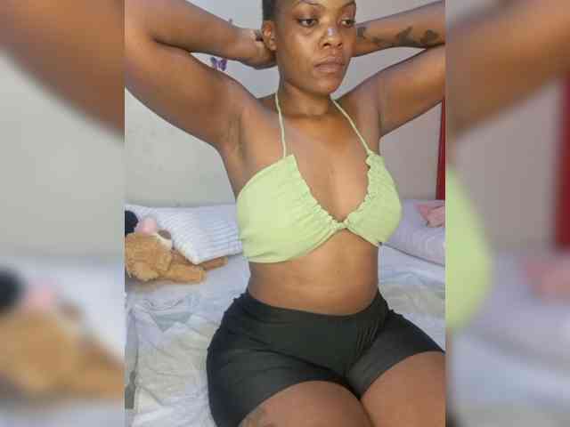Beautifulhotass webcam