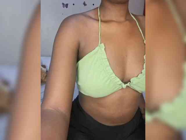 Beautifulhotass webcam