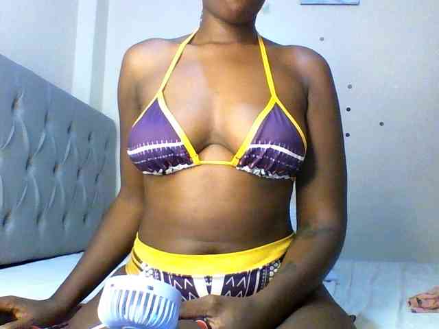 Beautifulhotass webcam