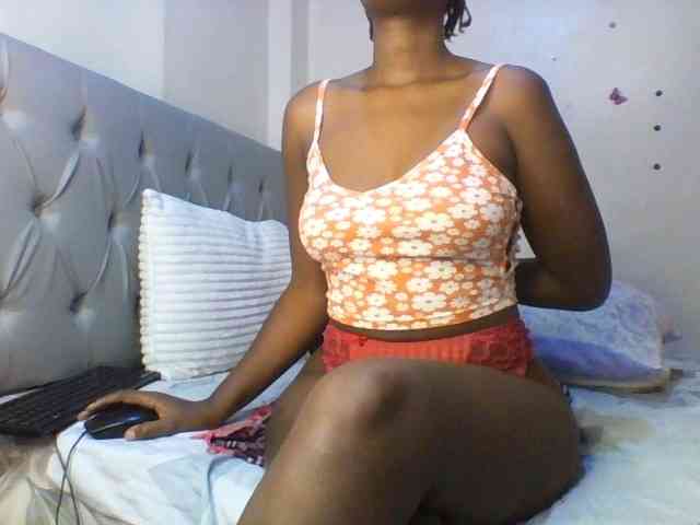 Beautifulhotass webcam