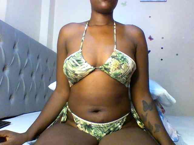 Beautifulhotass webcam