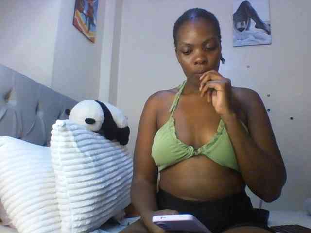 Beautifulhotass webcam