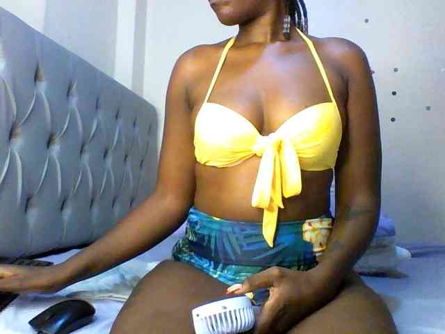 Beautifulhotass webcam
