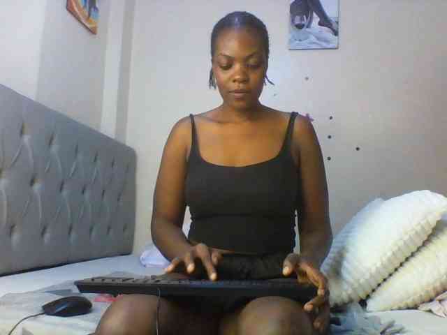 Beautifulhotass webcam