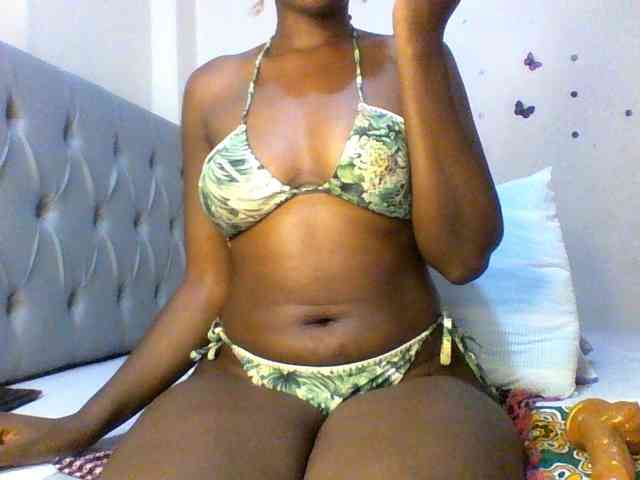 Beautifulhotass webcam